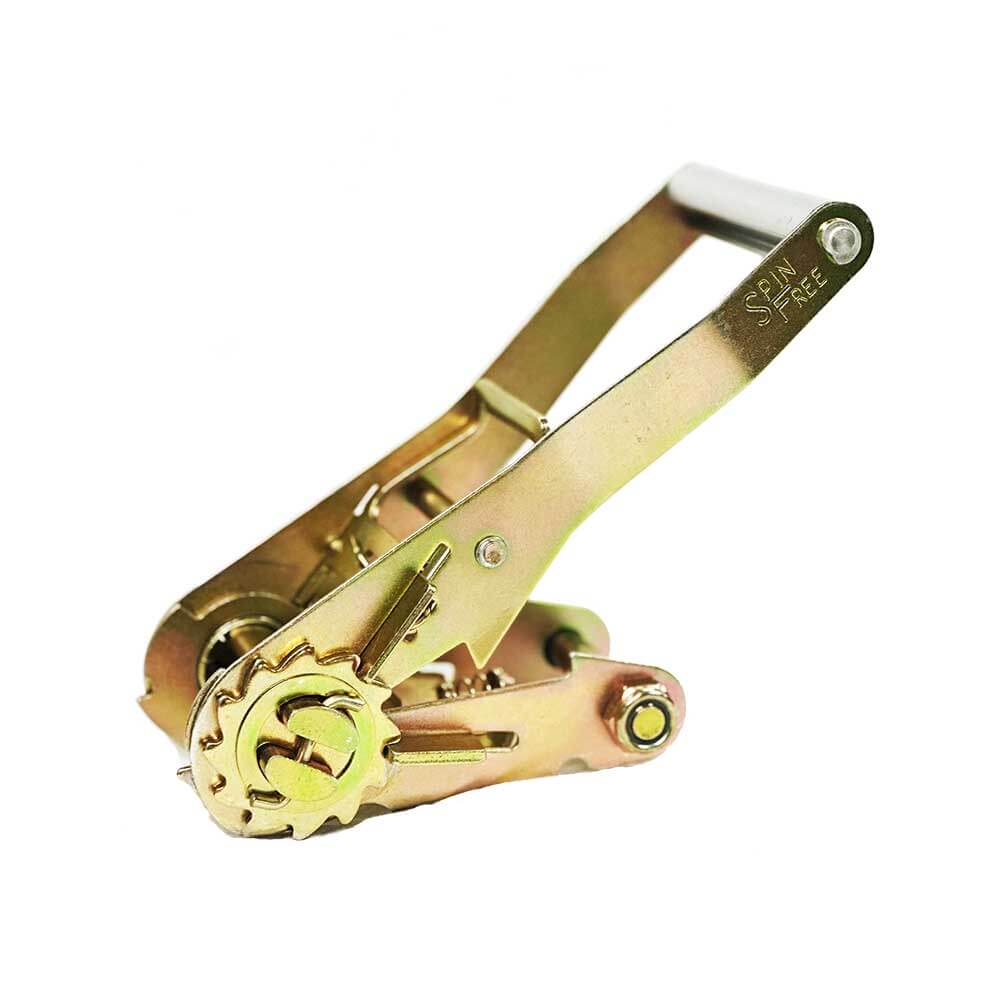 The SPIN FREE Long Wide Handle Ratchet is designed to provide effortless strap release.